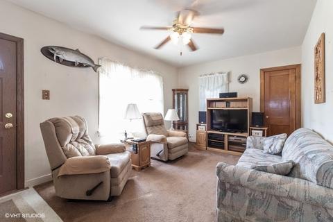 523 Mohawk St, Joliet, IL 60432 photo 3