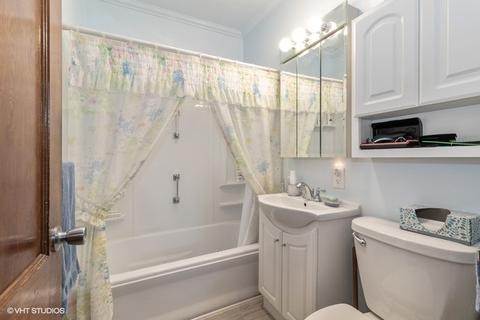 523 Mohawk St, Joliet, IL 60432 photo 6