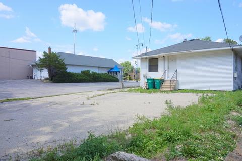 914 Plainfield Rd, Joliet, IL 60435 photo 13