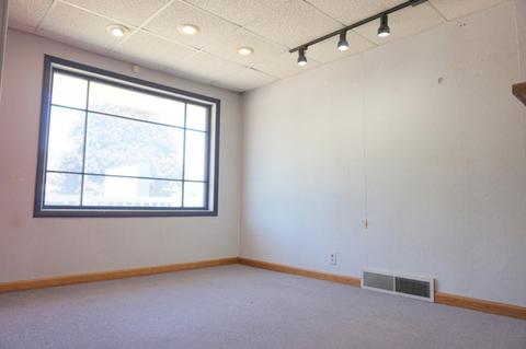 914 Plainfield Rd, Joliet, IL 60435 photo 6
