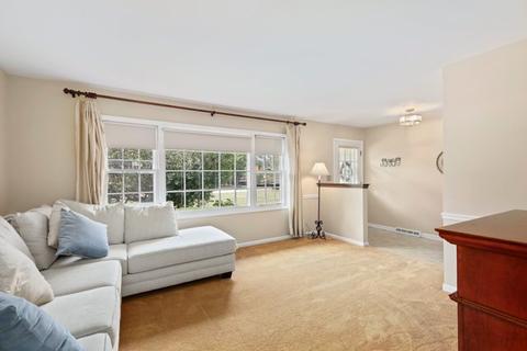 9 N711 Tipi Ln, Elgin, IL 60124 photo 7
