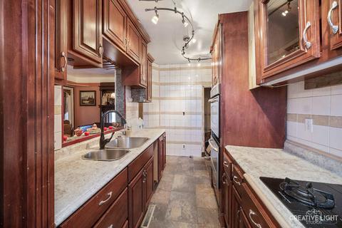 704 N Spring St, Elgin, IL 60120 photo 12