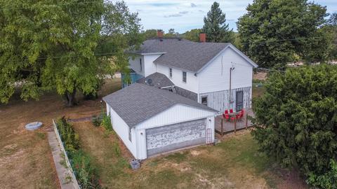 4464 River Rd, Cherry Valley, IL 61016 photo 2