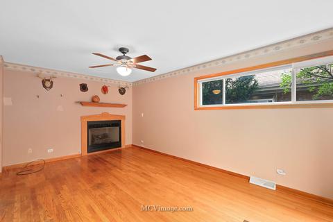 829 Midway Rd, Northbrook, IL 60062 photo 11