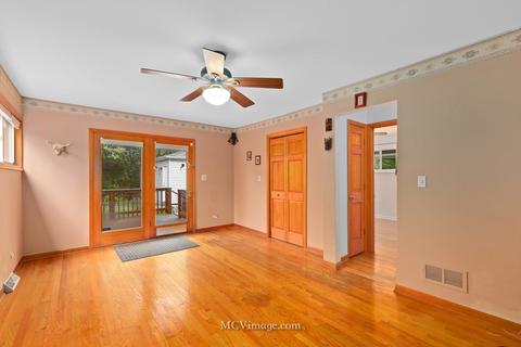 829 Midway Rd, Northbrook, IL 60062 photo 10