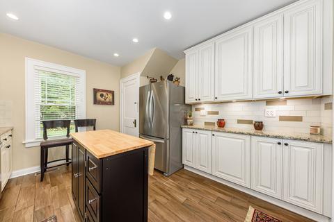 139 N Wright St, Naperville, IL 60540 photo 12