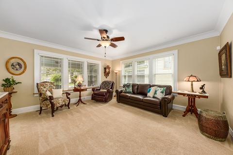 139 N Wright St, Naperville, IL 60540 photo 5