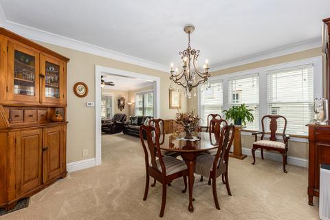 139 N Wright St, Naperville, IL 60540 photo 7