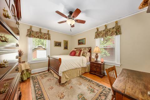 139 N Wright St, Naperville, IL 60540 photo 13