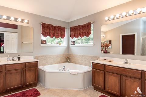 5834 Red Oak Dr, Hoffman Estates, IL 60192 photo 18