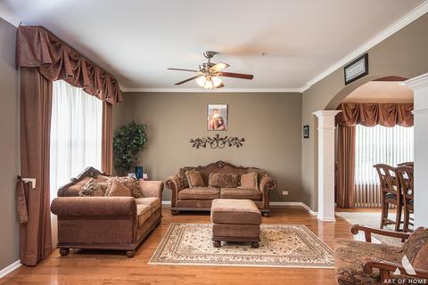 5834 Red Oak Dr, Hoffman Estates, IL 60192 photo 9