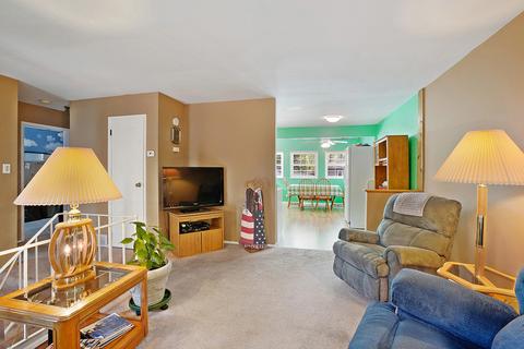 223 Carol Ct, Steger, IL 60475 photo 5