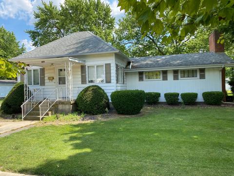 116 E Hack St, Cullom, IL 60929 photo 1