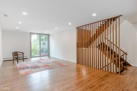 1484 E 56th St, Chicago, IL 60637 photo 9