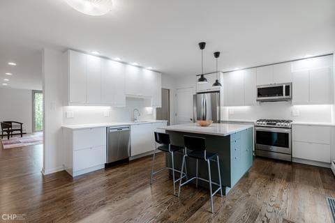 1484 E 56th St, Chicago, IL 60637 photo 14
