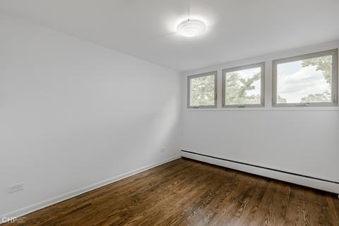 1484 E 56th St, Chicago, IL 60637 photo 18