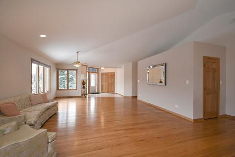 33 Billy Casper Ln, Midlothian, IL 60445 photo 6
