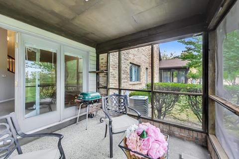 1743 Pebble Beach Dr, Hoffman Estates, IL 60169 photo 15