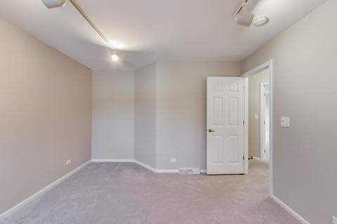 1743 Pebble Beach Dr, Hoffman Estates, IL 60169 photo 29