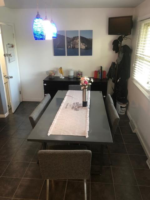 693 Mark Ave, Des Plaines, IL 60016 photo 3