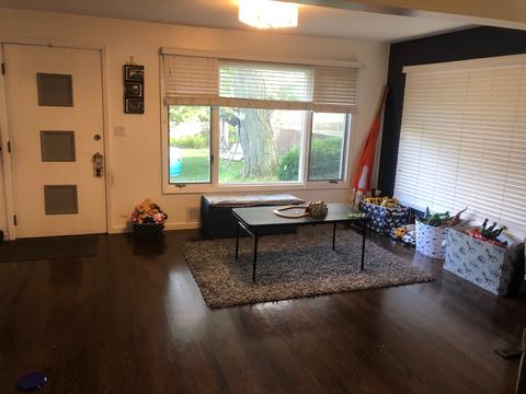 693 Mark Ave, Des Plaines, IL 60016 photo 7