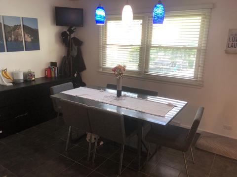 693 Mark Ave, Des Plaines, IL 60016 photo 2