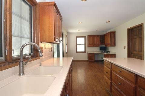 291 Gatewood Ln, Bartlett, IL 60103 photo 18