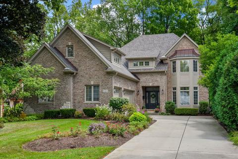 644 N Wright St, Naperville, IL 60563 photo 1