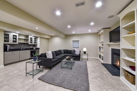644 N Wright St, Naperville, IL 60563 photo 28