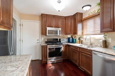 1800 Silver Ridge Dr, Plainfield, IL 60586 photo 8