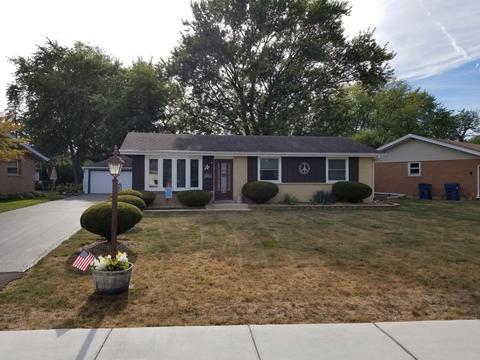 12830 E Playfield Dr, Crestwood, IL 60445 photo 2