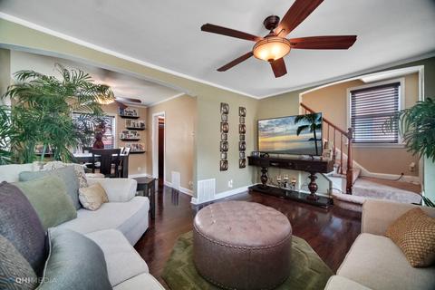 8642 S Champlain Ave, Chicago, IL 60619 photo 4