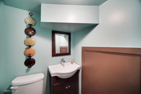 8642 S Champlain Ave, Chicago, IL 60619 photo 16