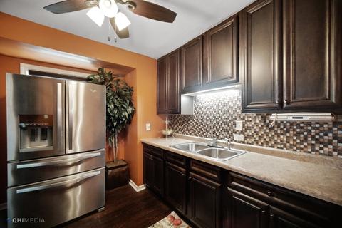 8642 S Champlain Ave, Chicago, IL 60619 photo 6