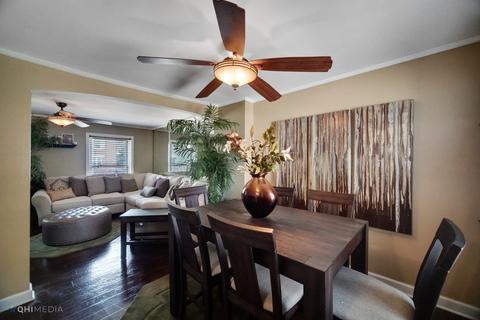 8642 S Champlain Ave, Chicago, IL 60619 photo 5
