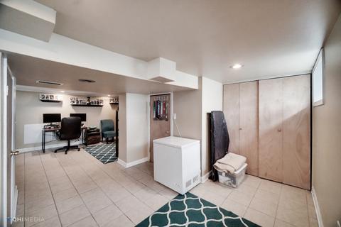 8642 S Champlain Ave, Chicago, IL 60619 photo 15