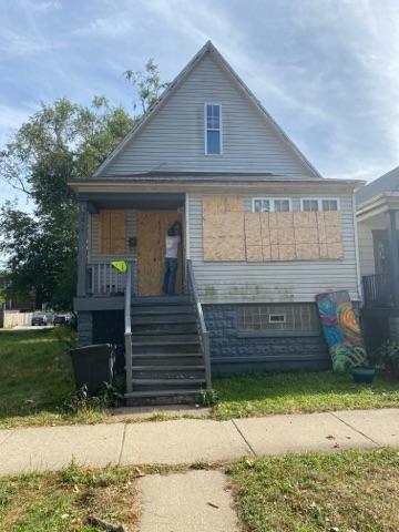 3023 E 79th Pl, Chicago, IL 60617 photo 1