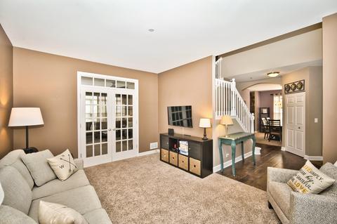 2169 Cabrillo Ln, Hoffman Estates, IL 60192 photo 4