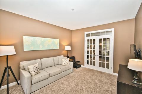 2169 Cabrillo Ln, Hoffman Estates, IL 60192 photo 3