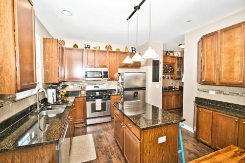 2169 Cabrillo Ln, Hoffman Estates, IL 60192 photo 13