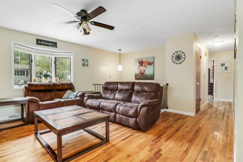 28 Ethell Pkwy, Normal, IL 61761 photo 3