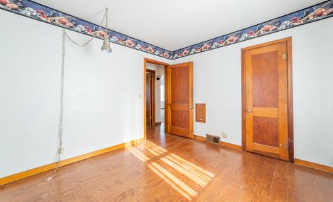 517 Corn St, Emden, IL 62635 photo 7
