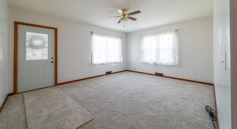 517 Corn St, Emden, IL 62635 photo 5