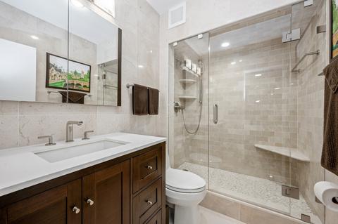 175 E Delaware Pl #4810, Chicago, IL 60611 photo 11