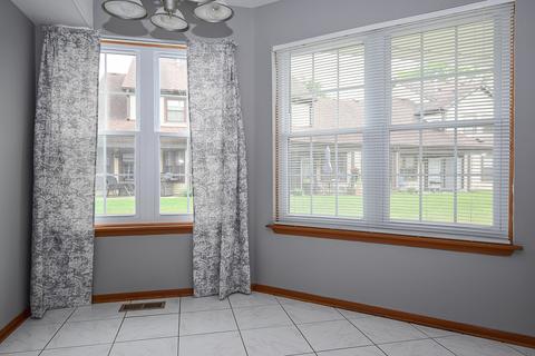 653 Dorset Ct, Wheeling, IL 60090 photo 5