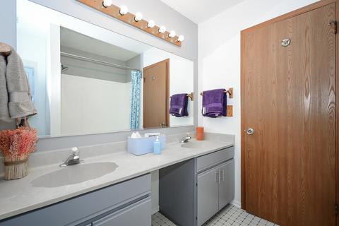 653 Dorset Ct, Wheeling, IL 60090 photo 10
