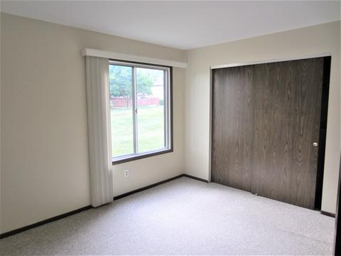 604 Devonshire Ct #D, Mchenry, IL 60050 photo 8
