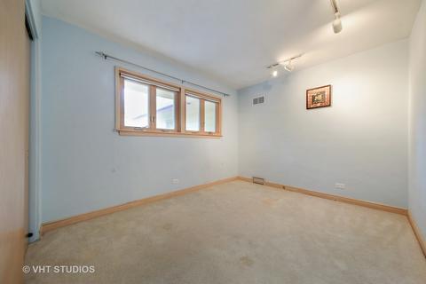 403 Uvedale Rd, Riverside, IL 60546 photo 12
