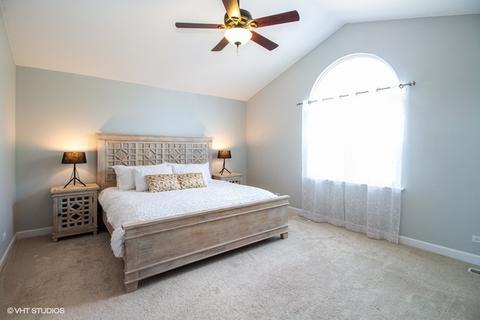 1141 Longford Rd, Bartlett, IL 60103 photo 9