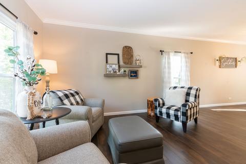 131 Westridge Blvd, Bartlett, IL 60103 photo 3